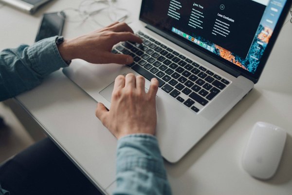 Les avantages d'un système d'exploitation open-source pour les utilisateurs modernes